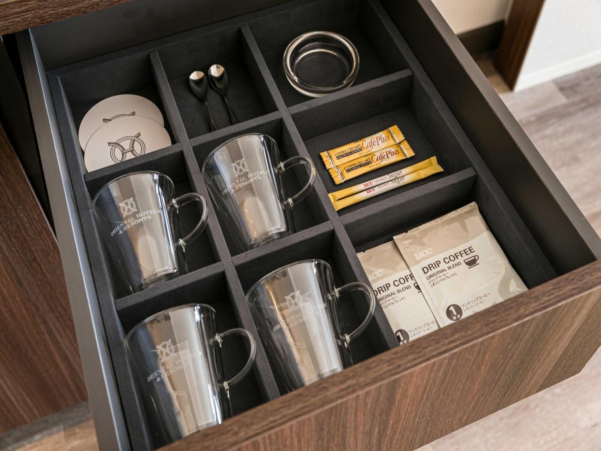 Oriental Hotel Okinawa Resort & Spa Nago Exterior foto A drawer organizer